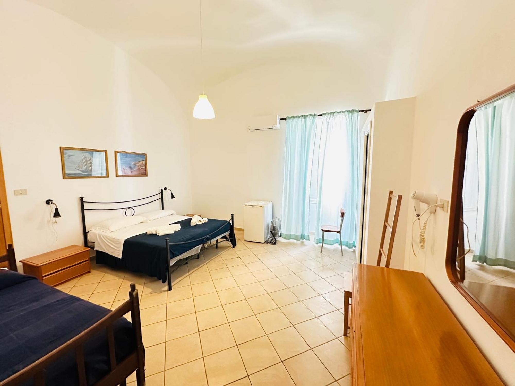 Clorinda - Immobilevante Ponza Exterior photo