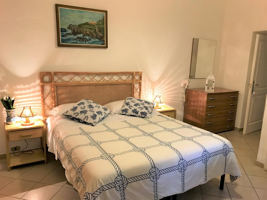 Clorinda - Immobilevante Ponza Exterior photo